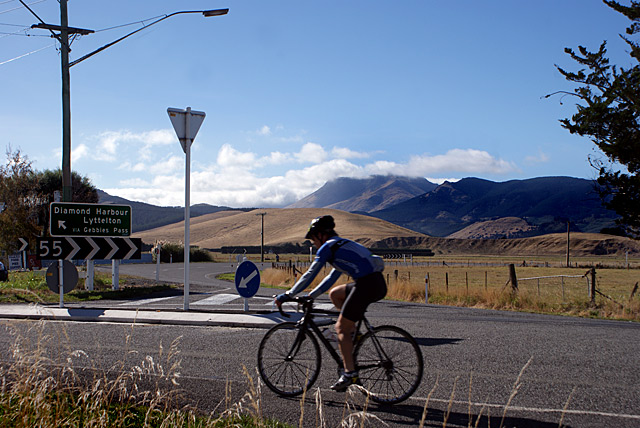 Cyclist Gebbies Pass