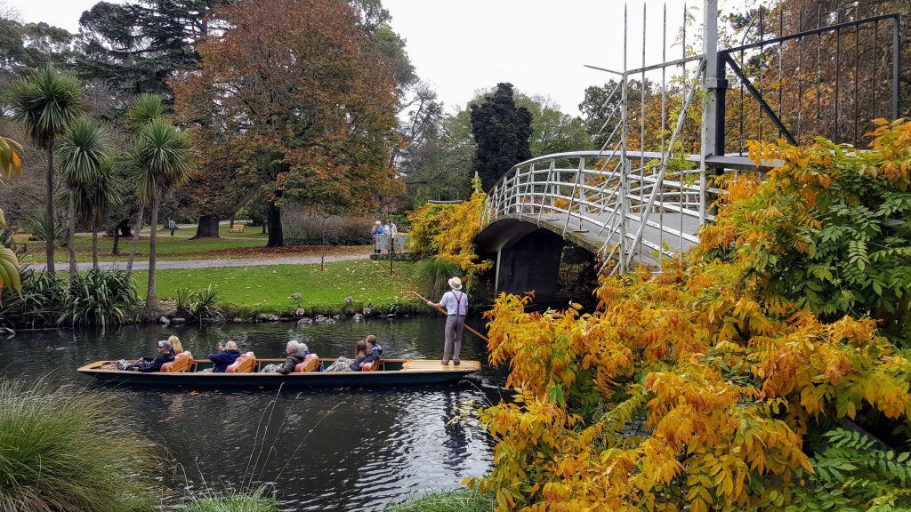 Punting on the Avon&nbsp;River