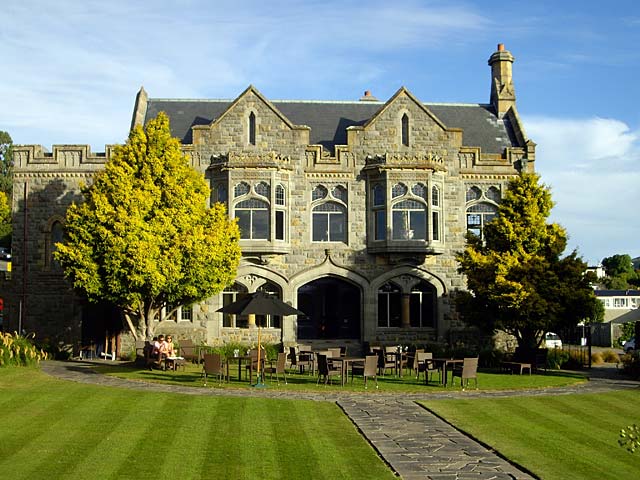 Sign of the&nbsp;Takahe