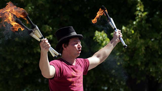 Slackwire Sam – World Buskers&nbsp;Festival