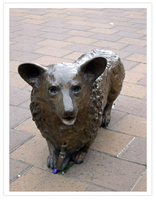 The Bronze Corgis of Christchurch: A Tribute to&nbsp;Royalty