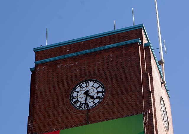 Moorhouse Science Alive Building Clock