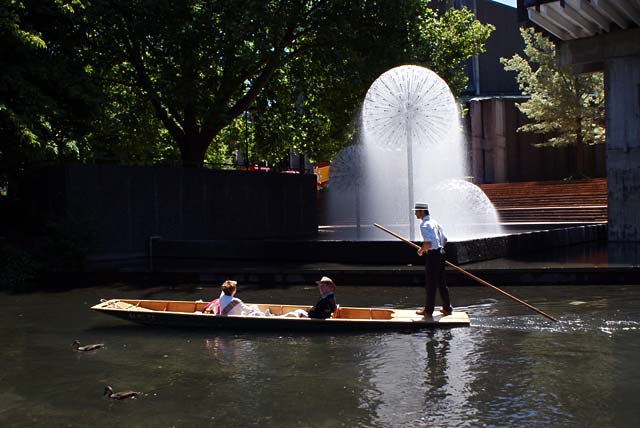 Punt by the Ferrier&nbsp;Fountain