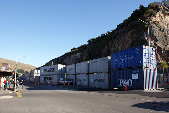 Shipping containers Sumner