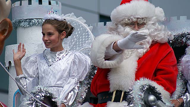 Santa Claus Comes to&nbsp;Christchurch