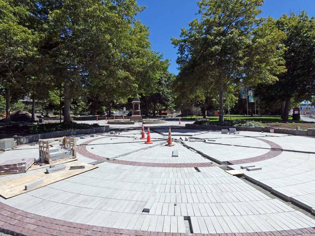 Victoria Square Progress