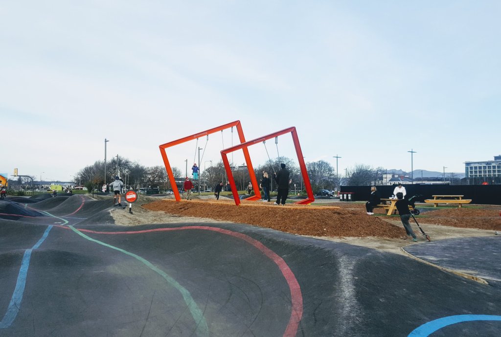 Giant Swing and Pump Track, Manchester&nbsp;Street
