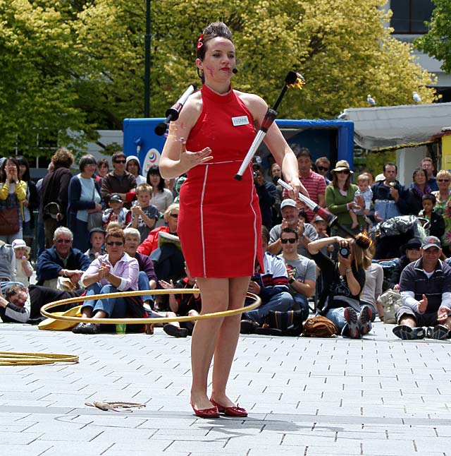 Yvonne Calling, Busker at World Buskers&nbsp;Festival