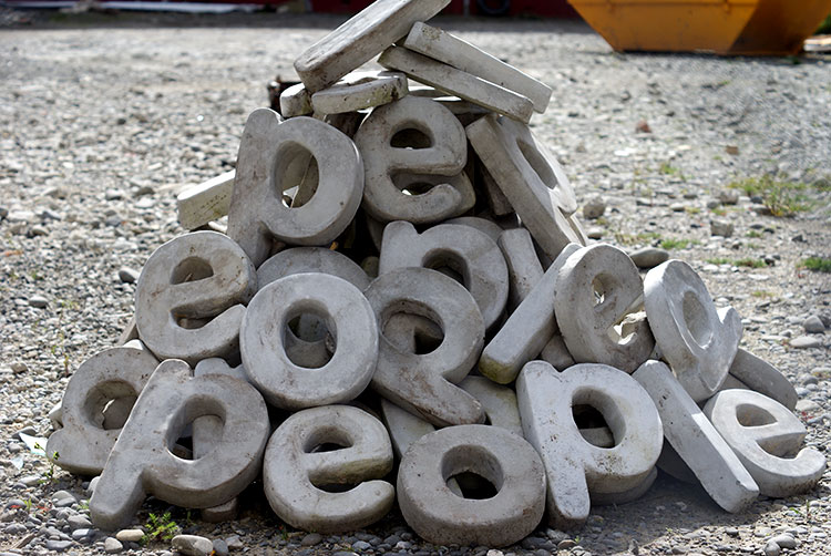 People Sculpture on Gloucester&nbsp;Street