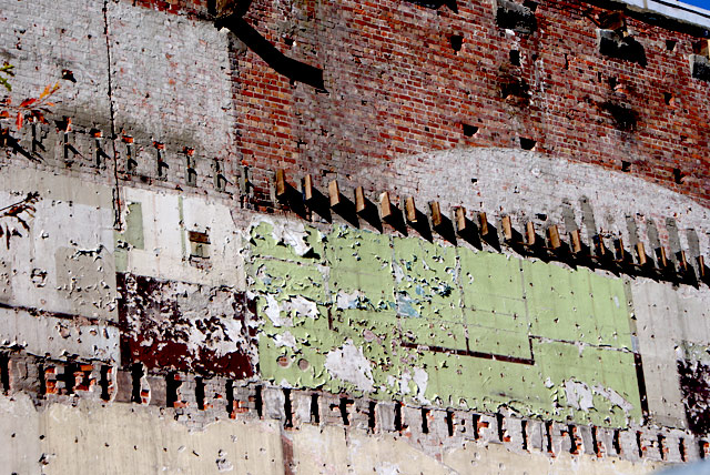 Exposed Wall, Colombo&nbsp;Street
