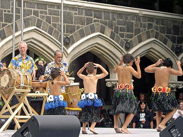 tongan-group.jpg