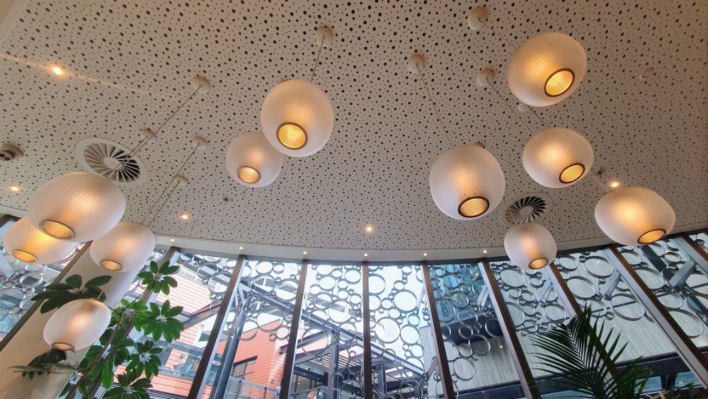 Lights at Coffee Culture, The&nbsp;Crossing